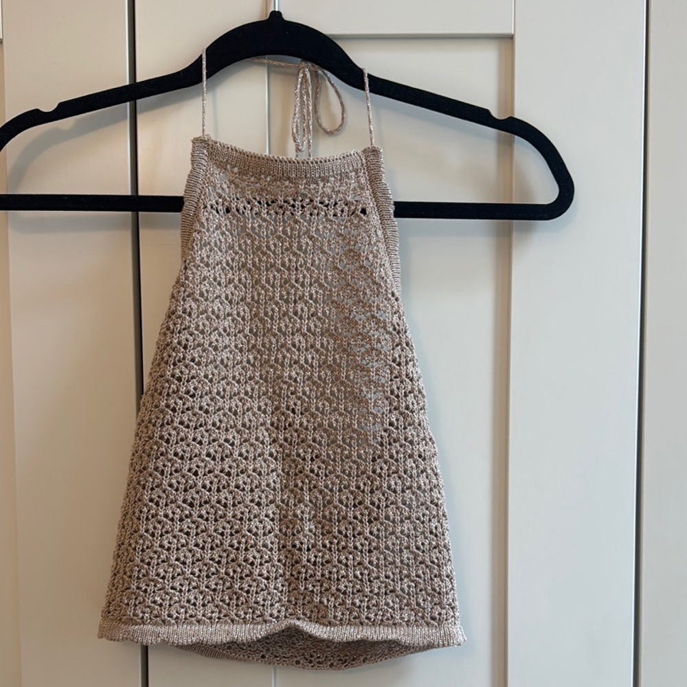 Halter top